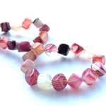 10粒◆ダイスカットビーズ(プラムメノウ)◆7×7㎜