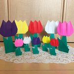 折り紙 春の花 チューリップ カラフルカラー 大 & 小 壁面飾り