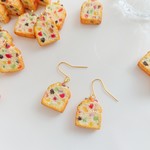 再販3 ドライフルーツたっぷり☆パウンドケーキのピアス♪(再販)    