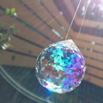 『神秘の宝石箱』スワロフスキー  オーロラ と水晶【サンキャッチャー】