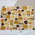 ビスケットいっぱいのランチョンマット