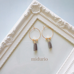 ちっちゃなタッセルとフープピアス