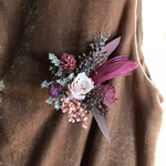春色コサージュ　sakura with purple fether
