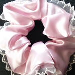 ピンクレース＊シュシュ*。・ﾟ・＊