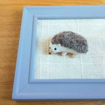 ちょこんとハリネズミのブローチ