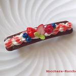 ホイップクリームとベリーのバレッタ大