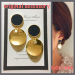 丸形フェイクレザー✖︎GOLDプレートピアス K&K❤︎111
