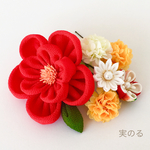アレンジ自由 ♪♪ふんわり和モダンな髪飾り＊赤黄白＊着物 袴 浴衣 和装に＊卒業式 成人式 七五三〈つまみ細工〉