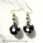  500円♡大ぶり ブラックドット ピアス/イヤリング