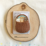 手刺繍のバスケット☆3匹の仔猫☆茶