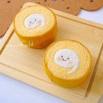 生クリームがおばけに見えるロールケーキちゃん【プレーン】