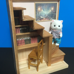階段下のミニチュア書斎