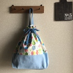 入園入学に…キャンディちょうちょ ブルーの体操服 お着替え袋 持ち手付き巾着タイプ