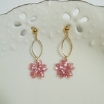 桜ひらひら春色ピアス・イヤリング
