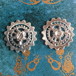 ギアピアス大・シルバー（イヤリング変更可能）