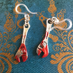 血濡れたスパナピアス