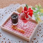 ☆ミニチュアいちごパフェ☆
