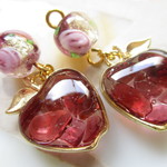 ◇2003再販15 🍎ガーネットのりんごと、とんぼ玉🐥🎶 ※ピアス・イヤリングに変更可能・ラスト１点