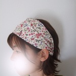 ボタニカルおとなの小花柄　ややはりっとコットンのゆるターバン　春気分