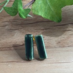 陶器のみどりピアス
