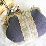 アンティークレース＆パープルリネンがま口バッグリーフ