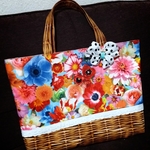 蝶々がとまった！フラワーバスケットなレッスンバッグ