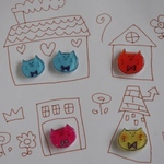 蝶ネクタイのねこさんピアス