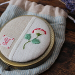 花　刺繍ミラー収納巾着つき