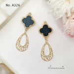 No.A326 揺れる♥︎ ゴールドの雫 × デニムチャーム♛︎	アンティーク ピアス / イヤリング