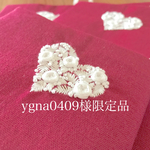 ⚠️ygna0409様限定  新書サイズ  バラの花束刺繍のブックカバー