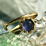 再々販　ウオーター サファイアと呼ばれる天然石・・アイオライトのリーフring