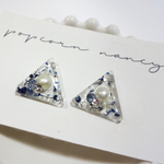 青いお花とパールのビジューピアス/イヤリング