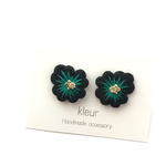  現品限りSALE！ 刺繍のお花ピアス no.12