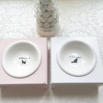 [ネコちゃん用] ♪ペットフードボウル&木製台セット♪【ひとつ置き】（名前&シルエット入り）