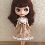 22センチドール 小さなお花のワンピース ベージュ