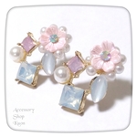 桜色のお花×ビジューピアス  送料無料 