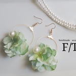 flowerフープピアス/樹脂ピアス/イヤリング/樹脂ノンホールピアス☆