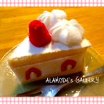 フェルトおもちゃ ＊イチゴのショートケーキぬいぐるみ