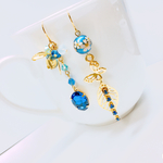 桜と蝶ピアス【青色】　和風イメージ