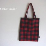 チェックのトートバッグＳ　レッド
