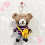 あみぐるみキーホルダー🍀お出かけクマちゃん