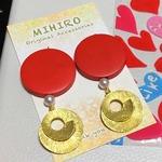 おおぶり真っ赤なマル×渦巻きラウンド   ピアス