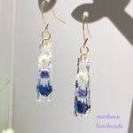 かすみ草のスティックピアス /イヤリング  ブルーグラデーション