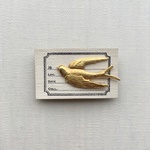 真鍮のブローチ【絵本の燕】