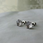 センチメンタルレインのピアス