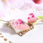 桜ゼリーのデザートピアス 春 桜 スイーツ ピンク チェコ スプーン
