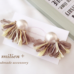 ◇紫陽花パールピアス ライトグレー×ライトイエロー◇