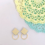 大人の春色レザーピアス/イヤリング
