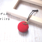 【受注製作】林檎のストラップ×こぎん刺し