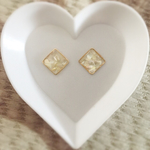 しかくシェルのピアス/イヤリング